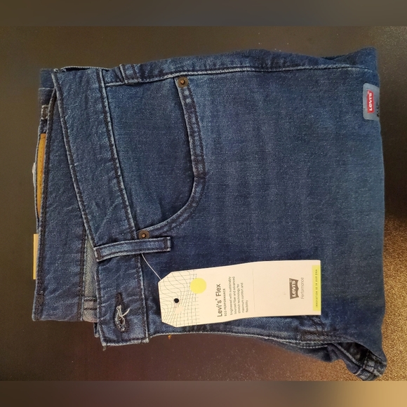 Men's Levi's- 511 Slim Fit Jeans - Picture 9 of 10